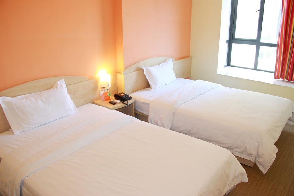 7Days Inn Jiujiang Railway Station Quarto foto